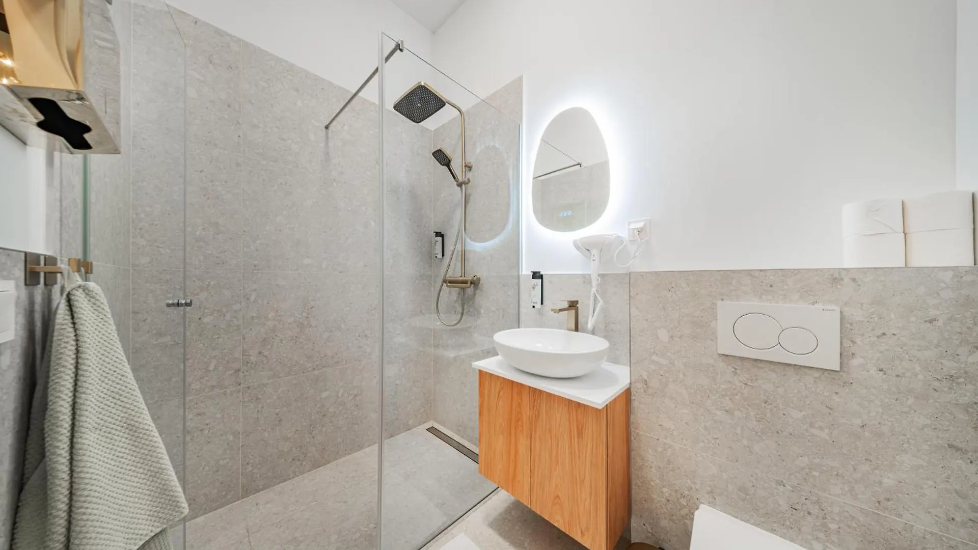 Home1 - District Twelve Boutique Hostel Vienna