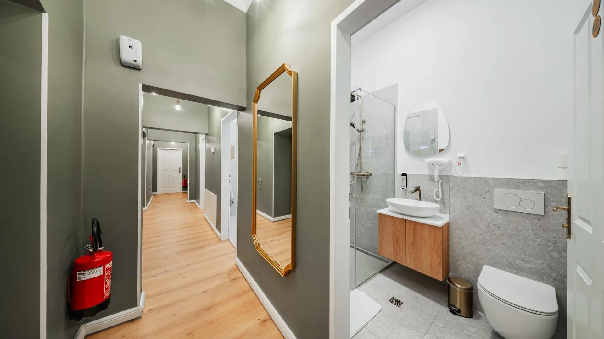 Home1 - District Twelve Boutique Hostel Vienna 0*,  Austria