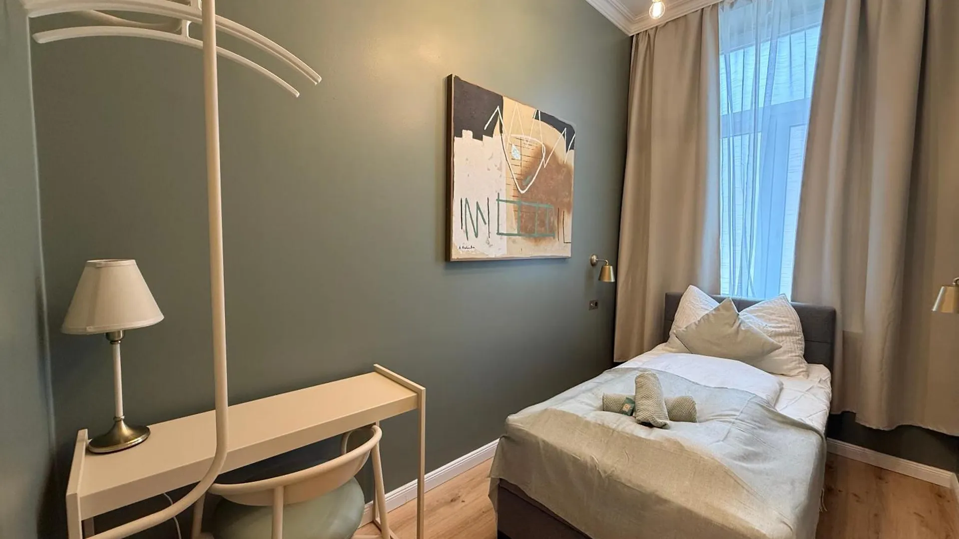 וינה Home1 - District Twelve Boutique Hostel