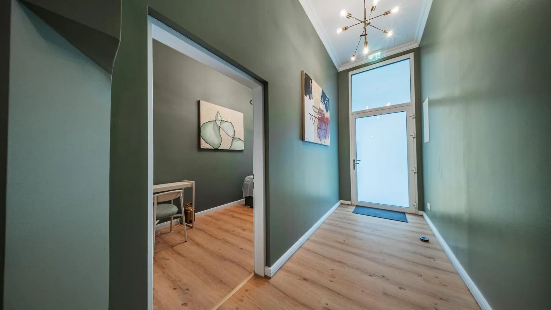 וינה Home1 - District Twelve Boutique Hostel